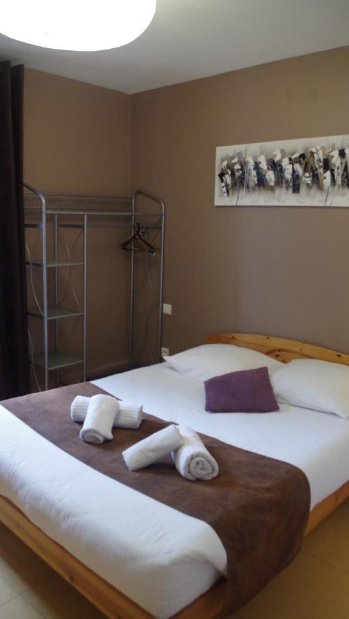 Le Robinson Hotel Pierrelatte Luaran gambar